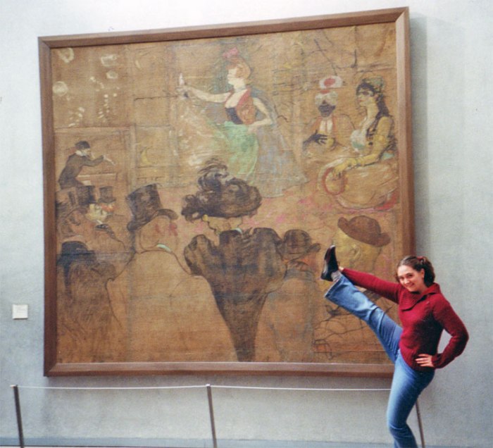 Elysia dances with Toulouse-Lautrec's La Goulue at the Musée d'Orsay